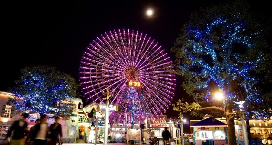 Cosmo World Ferris wheel japan