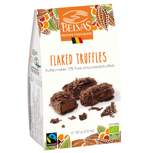 Zwarte truffels bedekt met cacao