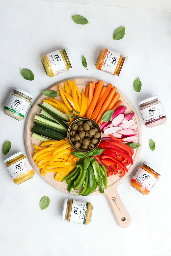 Buy Organic healthy paprika chili spread rapeseed oil La Vache