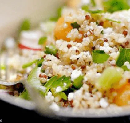 Salade croquante au quinoa