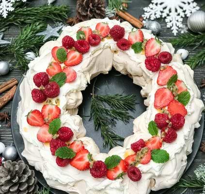 Pavlova vegan aux fruits rouges (IG bas)