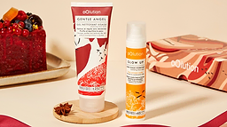 Discover the healthy, ethical, 100% natural and vegan formulas of oOlution, the super-food for your skin.